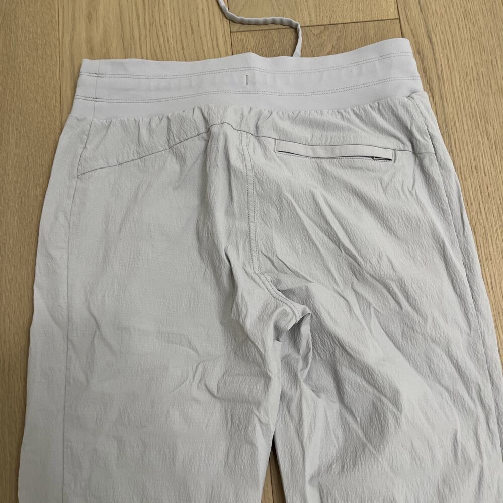 Athleta Pants Women Size 6T Gray Joggers Zip Pockets Stretch Activewear Nylon - Picture 8 of 10